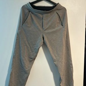 Lululemon Balancer Pant 28”(S)